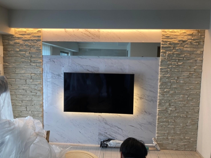 新築マンションの内装を大胆にイメージチェンジ！リビングや玄関周りがお洒落な空間になりました！