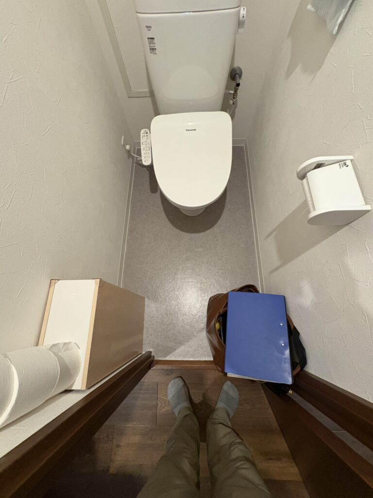 施工前のトイレ本体