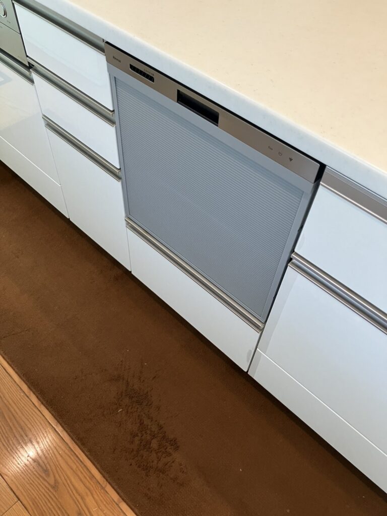 食洗機やトイレの便座の調子が悪いので取替えたいけどキッチンや内装はそのままで…そんなご要望にももちろん対応いたします！