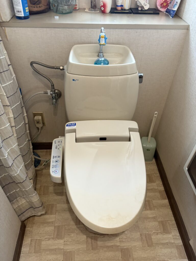 トイレリフォーム前