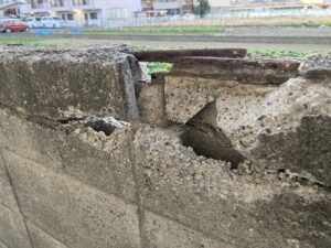 ブロック塀の破損