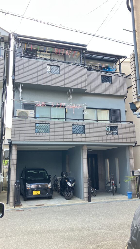 “新築から27年…足場を組むので屋根と外壁をまとめて一新するのがお得です！” 屋根・外壁塗装リフォーム ── O様邸／大阪府寝屋川市